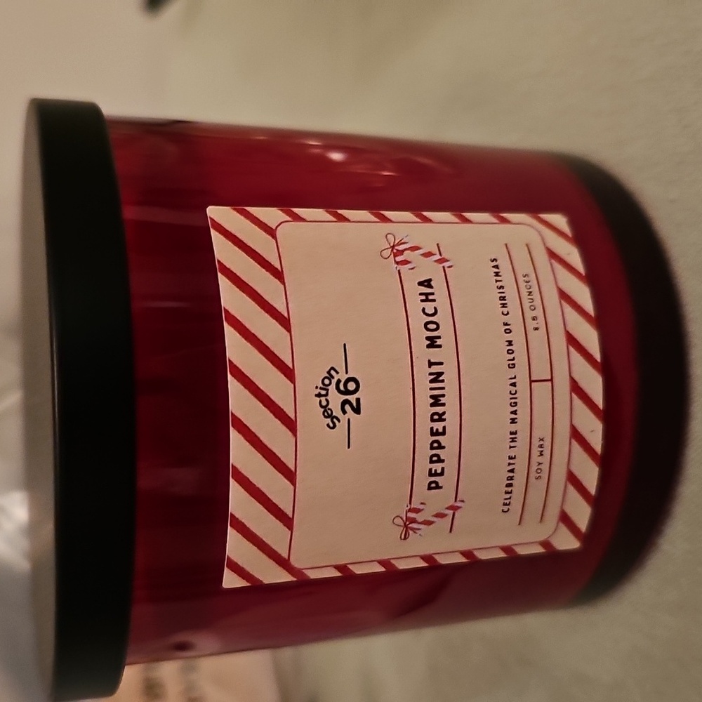 8.5 oz Peppermint Mocha Candle
